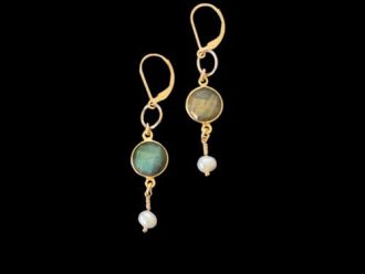 dangle earrings