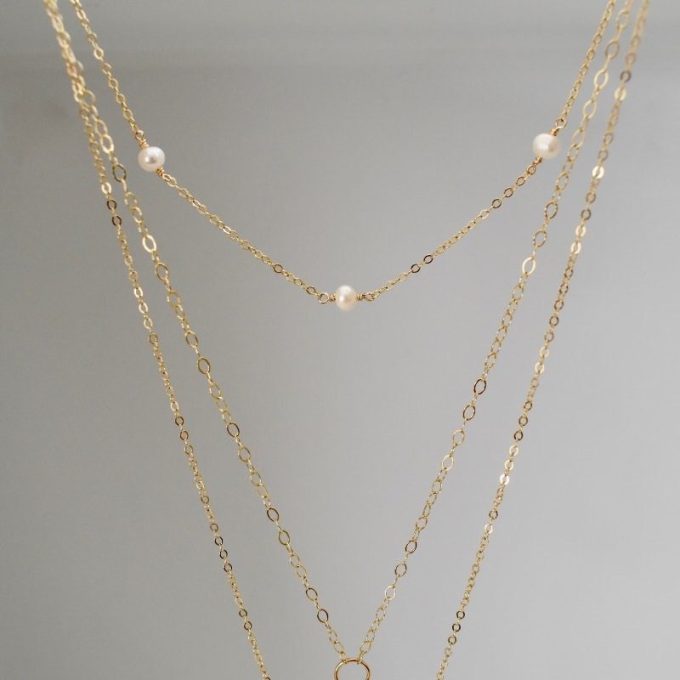 pearl station necklace