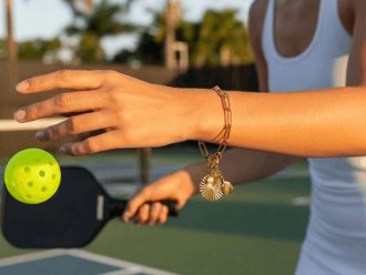 Bermuda Charm Link Bracelet – Pickleball Paddle & Starburst
